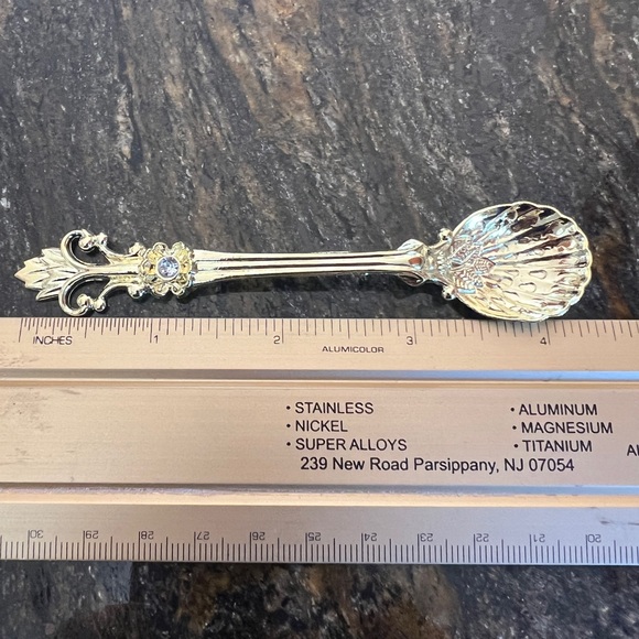 Set of 10. Small spoons. Brand new never used. - Picture 3 of 5